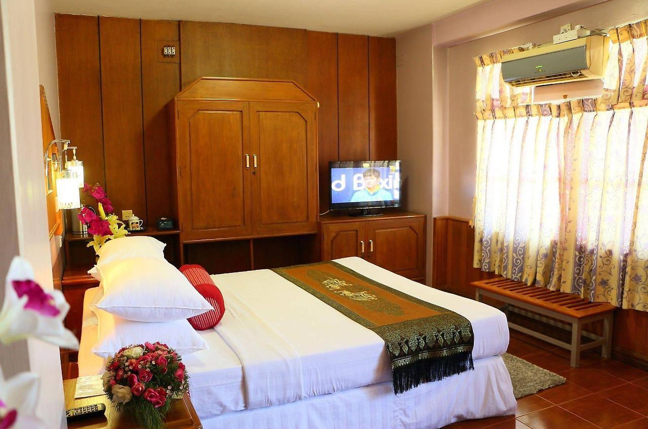 Royal City Hotel Mandalay Luaran gambar